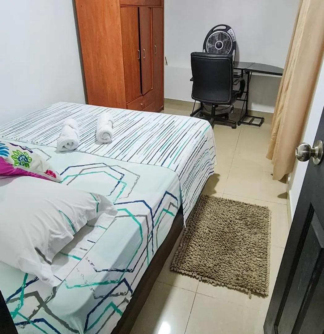 Acogedor Apartamento Con Estacionamiento Cerca Al Centro Comercial Chipichape Cali 0*,