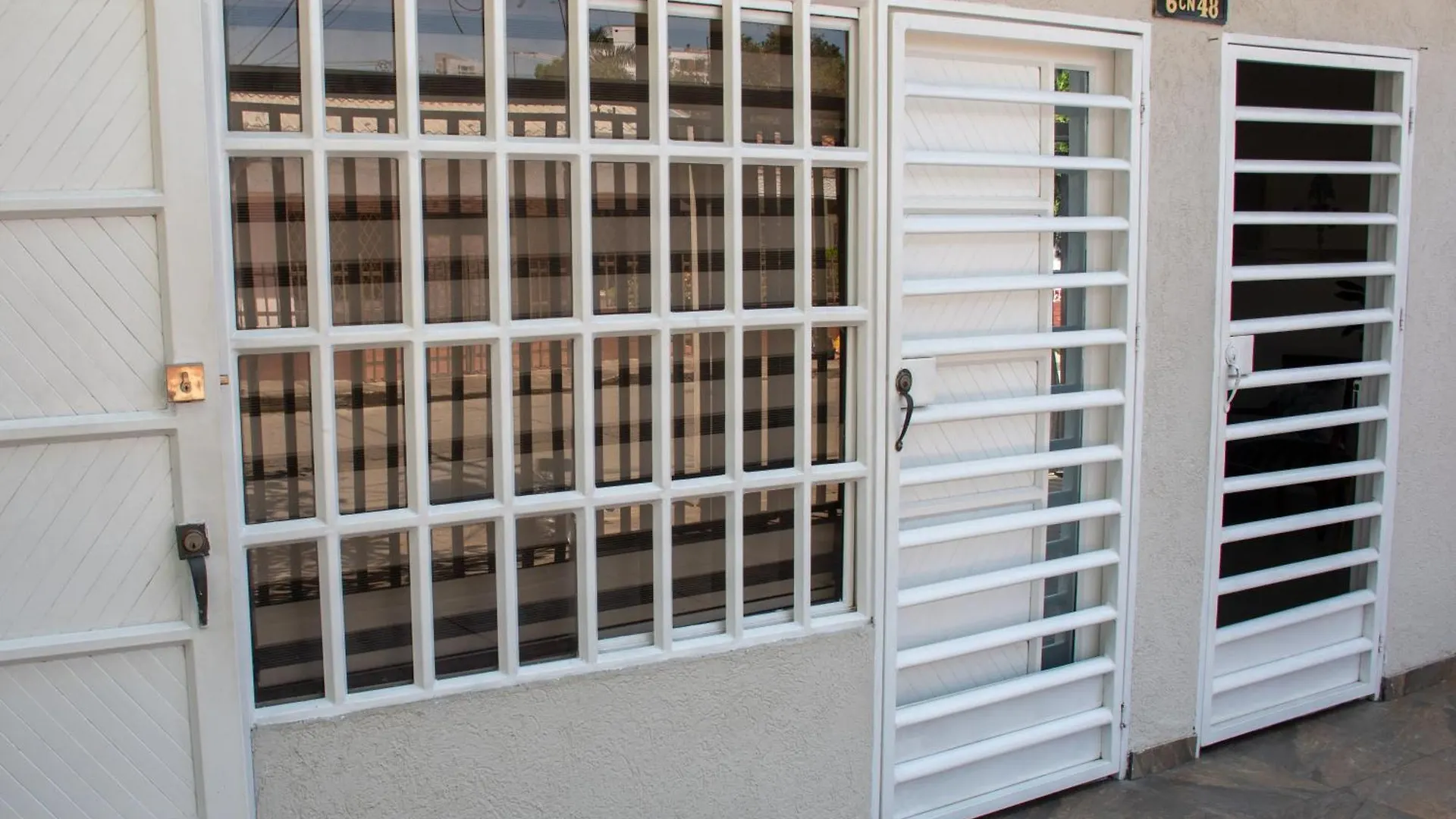 Acogedor Apartamento Con Estacionamiento Cerca Al Centro Comercial Chipichape Cali 0*,  Colombia